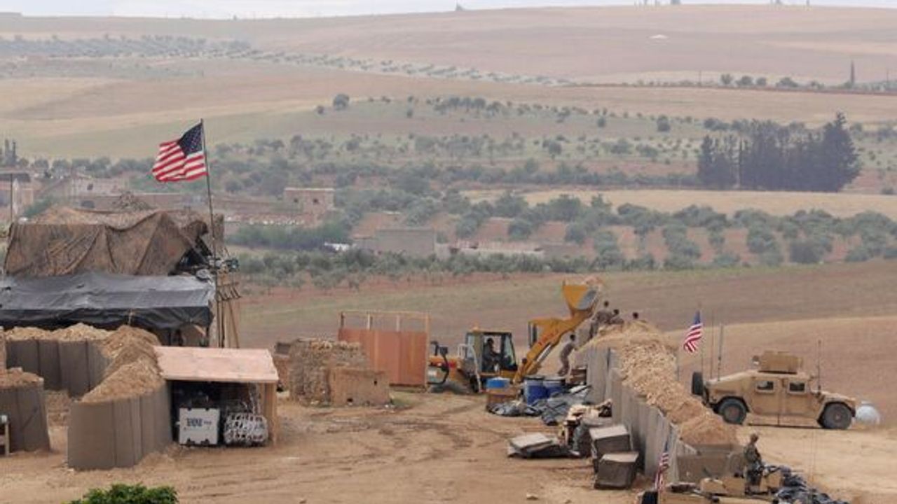 Suriye ve Irak'ta ABD üslerine saldırı