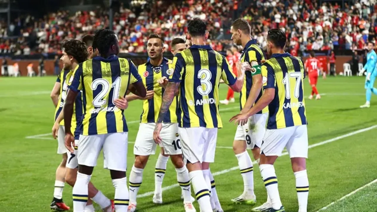 Fenerbahçe Pendikspor'u farklı yendi