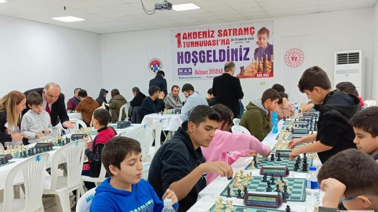 Mersinli Gençler 1. Akdeniz Satranç Turnuvasında Buluştu
