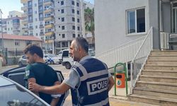 Mersin'de evden hırsızlık yapan 2 şüpheli yakalandı