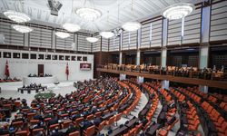 Kara para aklama gibi suçların engellenmesiyle ilgili önerge AKP ve MHP’lilerin oylarıyla reddedildi