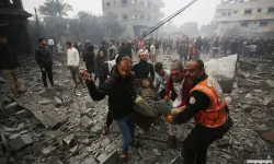 İsrail, Gazze hattını bombalıyor!