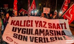 TİP'ten 'yaz saati uygulaması' protestosu: 06.30’da bakanlığa yürüdüler