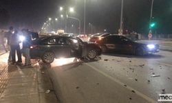 Erdemli’de Otomobiller Çarpıştı: 3 Yaralı
