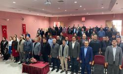 Mersin'de Okul Yöneticilerine Özel Eğitim: 'Fark Yaratan Başarılı Okul Müdürleri