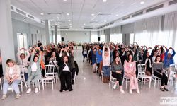 Mersin'de 'Sağlıkla Kadın' Semineri Düzenlendi