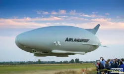 Futbol Sahası Büyüklüğündeki Hava Aracı: Cam Zeminli 'Airlander 10'