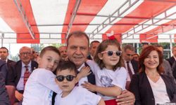 Vahap Seçer CHP’nin 23 Nisan Kutlamalarına Katıldı