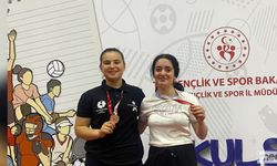 Kır Çiçekleri Türkiye Şampiyonasından Başarıyla Döndü