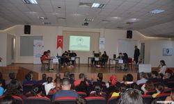 Mersin'de Ortaokullar Arası Bilgi Yarışması Yapıldı