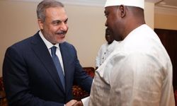 Bakan Fidan, Gambiya Cumhurbaşkanı Barrow Tarafından Kabul Edildi