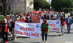 Mersin’de 'Ailemiz İstikbalimiz' Kortej Yürüyüşü