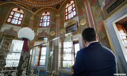 Fatih Sultan Mehmed Han Kabri Başında Dualarla Anıldı