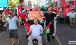 Mersin'de Filistin'e Destek Yürüyüşü