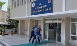 Mersin'de JASAT Timleri Aranan 2 Kişiyi Yakaladı