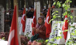 Mersin'de Kurban Bayramı Öncesi Şehitler Unutulmadı