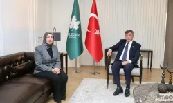 Ayşe Ateş, Ahmet Davutoğlu'nu Ziyaret Etti