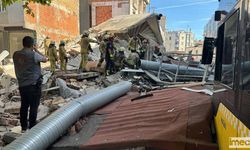 Küçükçekmece'de Çöken 3 Katlı Binanın Sahibi Gözaltına Alındı