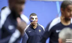 UEFA Mbappe'ye Yasak Koydu