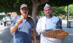 Adanalı Tatlıcıdan İlginç Lezzet 'Kıymalı Baklava'