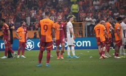 Galatasaray'da Bir Yönetici İstifa Etti, Olağanüstü Toplantı Kararı Alındı