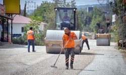 Mersin'de Kırsal Bölgelerde Yol Yapım Çalışmaları Sürüyor