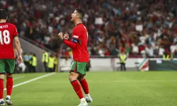 Cristiano Ronaldo Bir Kez Daha Tarihe Geçti