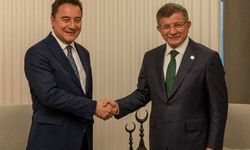 Ankara’da Ali Babacan ve Ahmet Davutoğlu görüşmesi devam ediyor