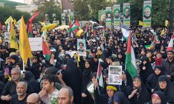 İran’da Nasrallah’ın ölümü sonrası protestolar sürüyor