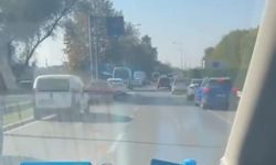 Bursa’da Sürücülerin 'Fermuar Yöntemi'yle Ambulansa Yol Vermesi Kamerada