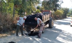 Anamur Belediyesi Fen İşleri Müdürlüğü Yol Bakım ve Onarım Çalışmalarını Sürdürüyor