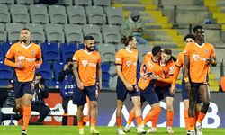 Başakşehir Fırtınası: Göztepe'ye 4 Gollü Gövde Gösterisi!