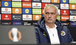 Mourinho’dan Cesur Yürekler Vurgusu: "Oyuncularım Galibiyeti Sonuna Kadar Hak Etti"