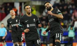 UEFA Şampiyonlar Ligi'nde Liverpool, Liderliğini Sürdürdü