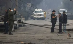 Los Angeles'taki Yangınlarda Ölü Sayısı 25'e Yükseldi: "Alev Hortumu" Uyarısı