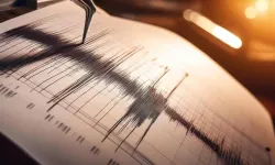 Endonezya'da 6,1 Büyüklüğünde Deprem