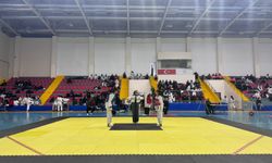 Mersin’de Okul Sporları Taekwondo İl Birinciliği Başladı