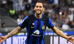 Hakan Çalhanoğlu Bir İlki Başardı