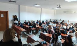 "Anamur Kadın Kooperatifi'nden Öğrencilere Kadın Girişimciliği Semineri"