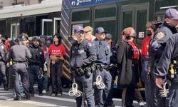 Yahudi Aktivistler, Mahmoud Khalil İçin Trump Tower’da Protesto Düzenledi