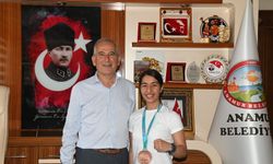 Anamur’a Dünya Üçüncülüğüyle Döndü