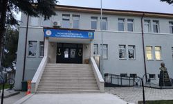 82 Yaşındaki Kadın "Askerim" Diyen Dolandırıcıya Altınlarını Verdi