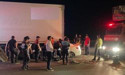 Mersin'de Otomobil Park Halindeki Tırın Altına Girdi: 2 Kişi Hayatını Kaybetti