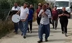 Mersin'de Trafik Kazasında Hayatını Kaybeden Genç, Davul Zurnayla Uğurlandı