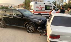 Karaman’da Cip Motosiklete Çarptı: Sürücü Son Anda Canını Kurtardı