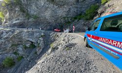 Alanya’da Otomobil Uçuruma Yuvarlandı: 1 Kişi Hayatını Kaybetti