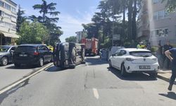 Beşiktaş'ta Park Halindeki Araca Çarpan Otomobil Yan Yattı: 1 Yaralı