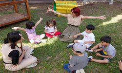 Çocuklar Eğlenerek İngilizce Öğreniyor