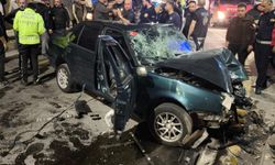 Zonguldak-Kilimli Yolunda Kaza: Otomobil Refüje Çarptı, 1’i Ağır 4 Yaralı