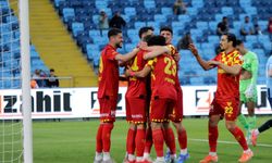 Adana Demirspor İlk Yarıda Şokta: Göztepe Deplasmanda Önde